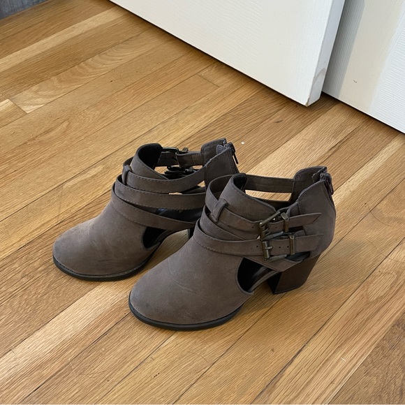 Booties - Picture 1 of 3